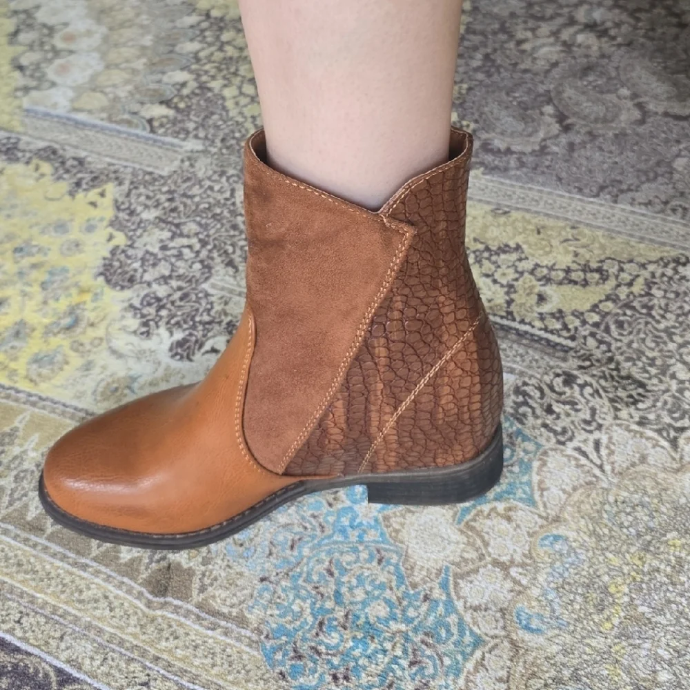 Leather Ankle Boots, 3" Hidden Hills Crocodile Pattern&Fur Inside. Sz 38/ Us 8 - Picture 3 of 9